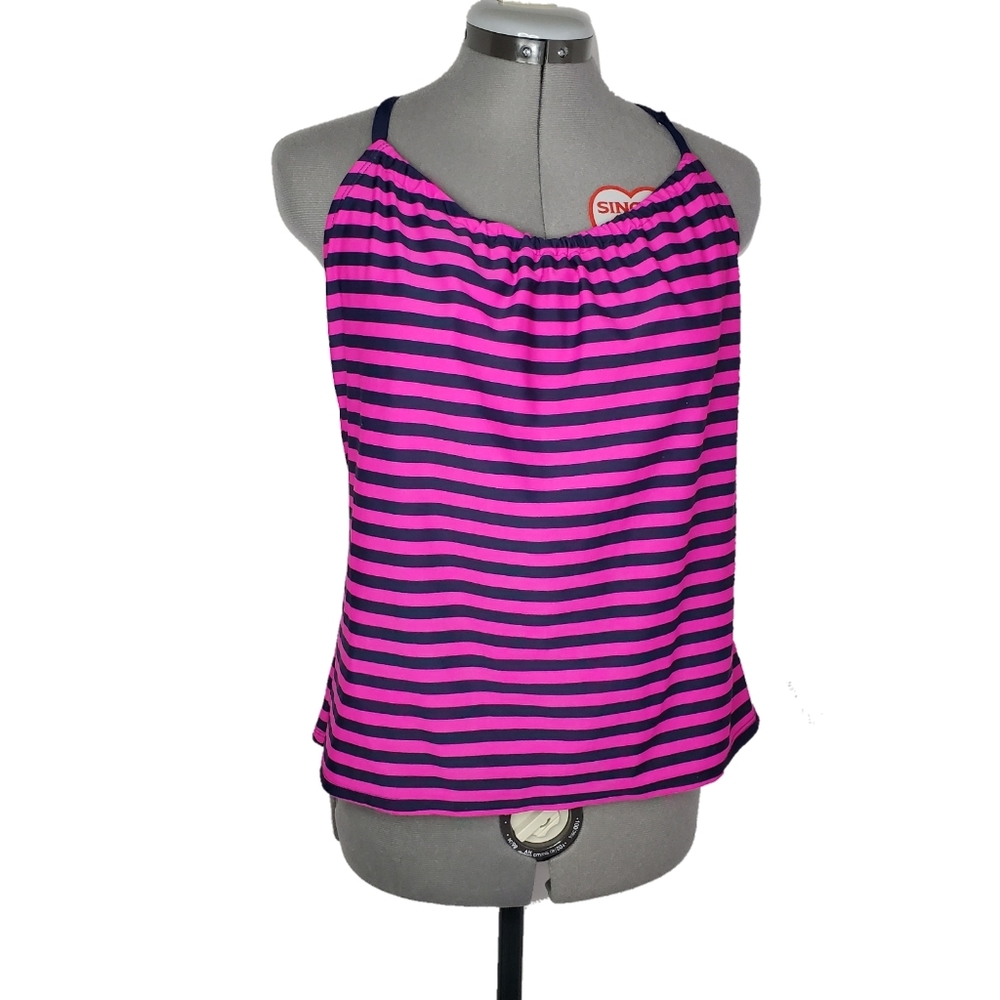 Round neck halter tankini keyhole back